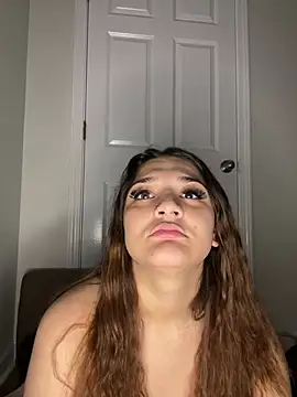 treasurebabii webcam
