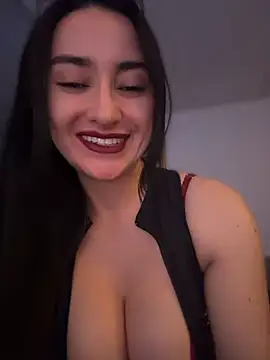 preetypeach webcam