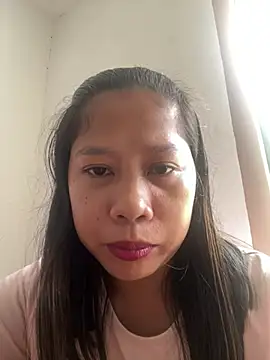 Pilipinalyn23 webcam