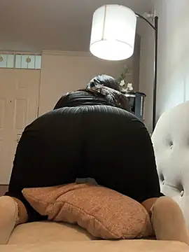 kim_monti webcam