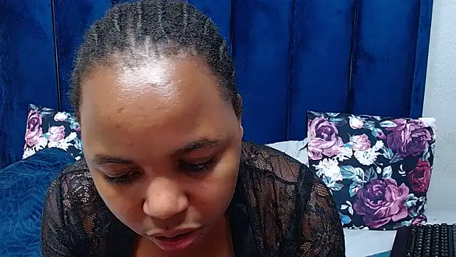 HotSmallTits webcam