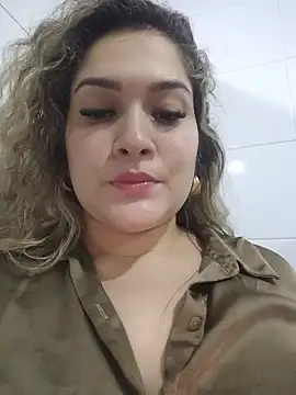 Sara_smiiith211 webcam