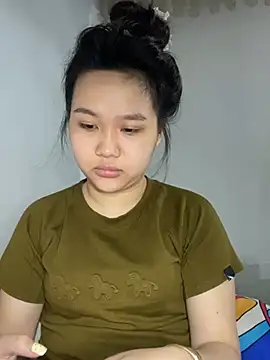 Almira6868 webcam
