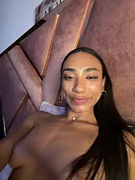 Mia-Lorette webcam