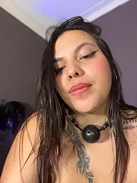 Im_Auroraaa webcam