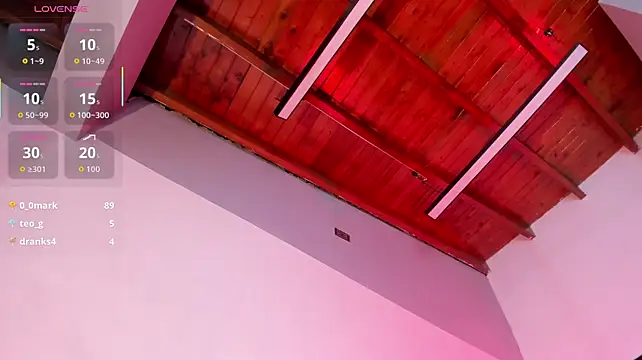 Aylaa_velt webcam