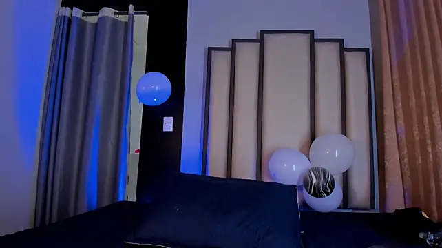 Luca_noir webcam