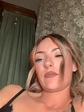 SerenityBabe webcam