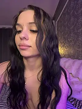 Olivia_Noor live cam on StripChat