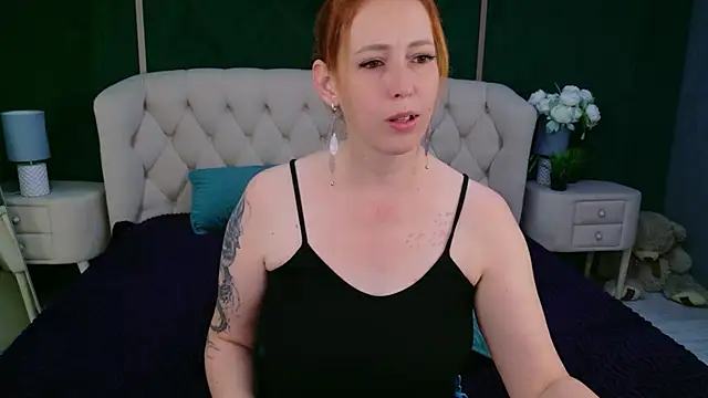 Evie_Berret webcam