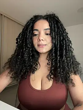 Curlyierr webcam
