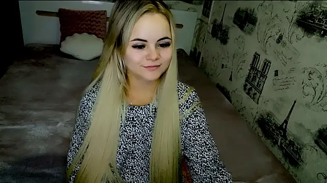lovely-eyes webcam