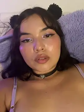 Lillykiss69 webcam