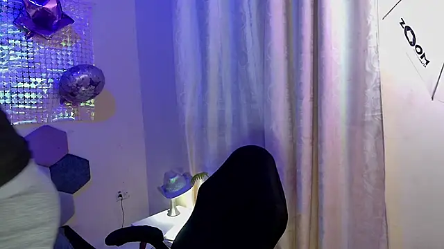 Horny_tgn live sex cam