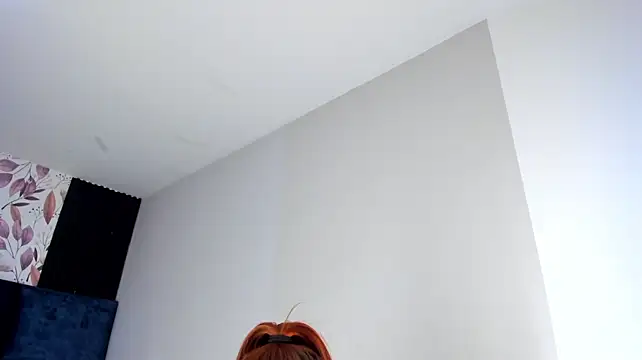 LolaGray__ webcam
