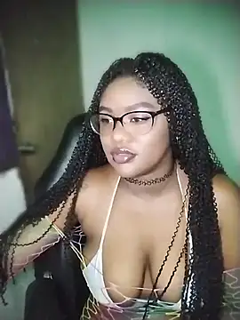 Nickie_Garces webcam