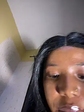 Horny_sexyiris webcam