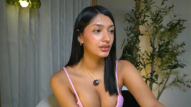 kendall_ruiz webcam