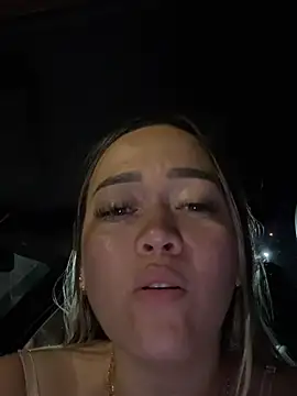 Danielavegax live sex cam