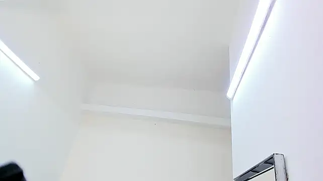 Angie_Will webcam