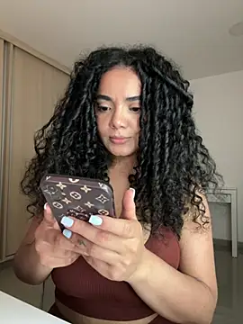 Curlyierr webcam