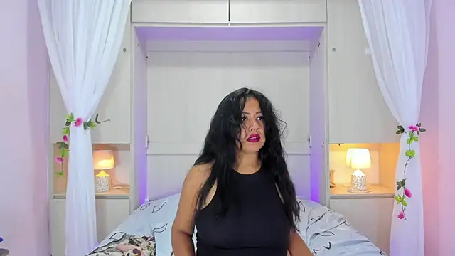 AllieBennet webcam