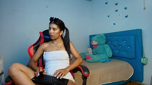 jhoa69_lux webcam