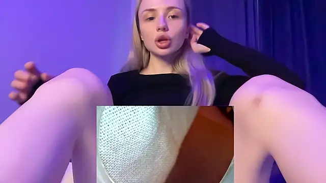 jannemary (F young) - Show cervix