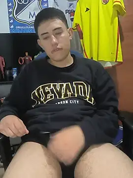 Thiagoo_Vega live cam on StripChat