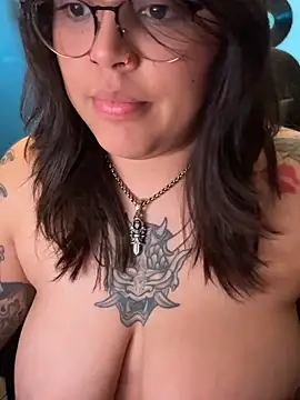 miacanela_xo webcam
