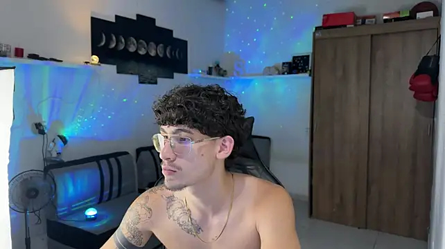 Kisan_Smith webcam