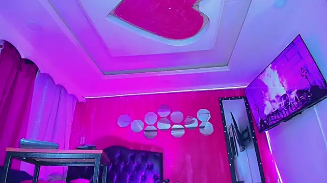 TiffanyMackensyy webcam
