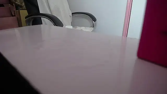 Mia_Pink_ch webcam
