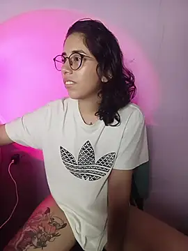 skinnyX333 webcam