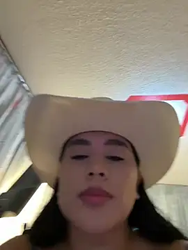 laure_torres webcam