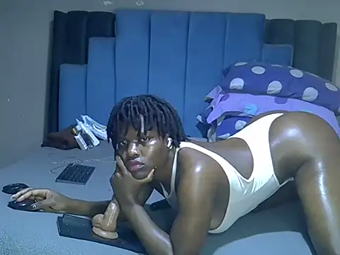 melanin_moon webcam