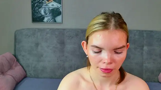 Curvy_Dynamite_ webcam