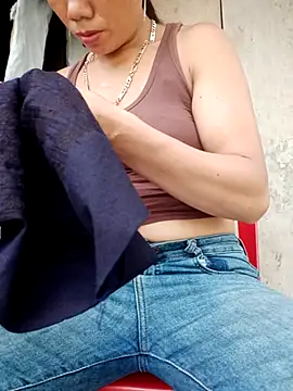 Bella-lynlyn webcam