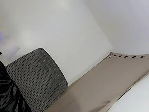 Uncut_secrets webcam