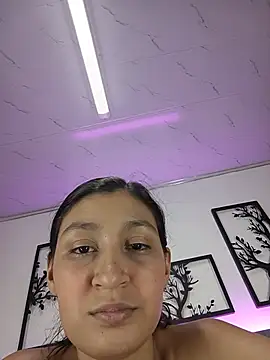 Mia_babee_ webcam