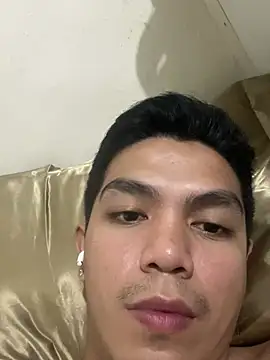 Hunky_paul webcam
