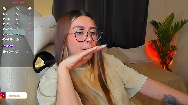 dakottaa_ webcam