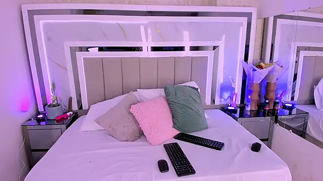 EmilyCruz- webcam