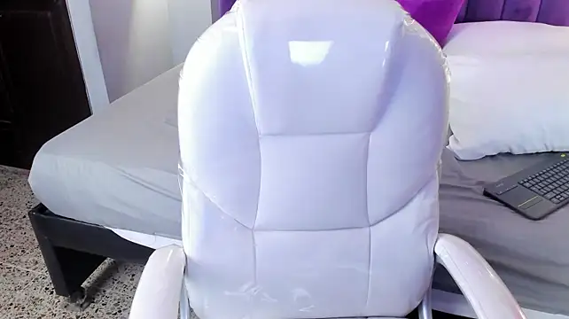 Ivy_Valet webcam