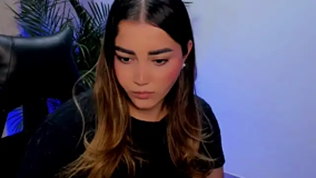 Lucia_star__ webcam