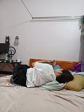 Linda-yiyi webcam