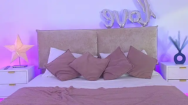 Jules_night live sex cam