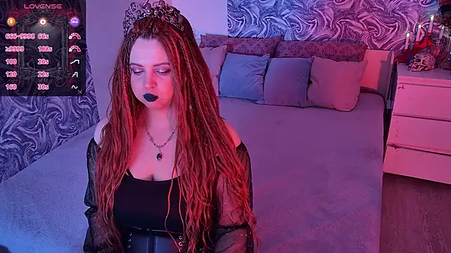 Miss_Maya_Mils webcam