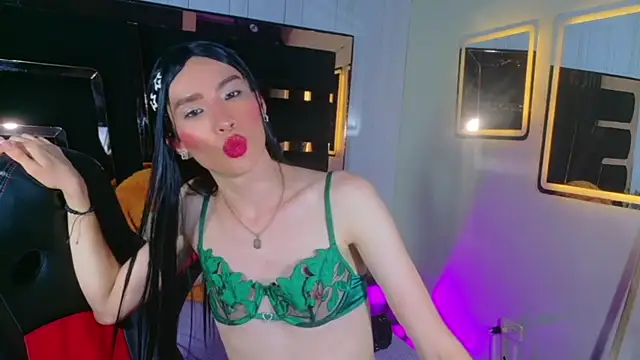 Thamara_Robertss webcam