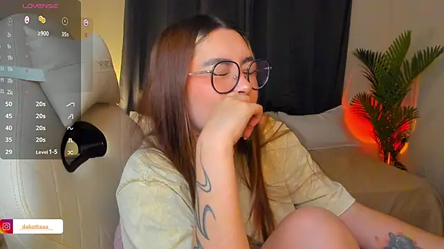 dakottaa_ webcam
